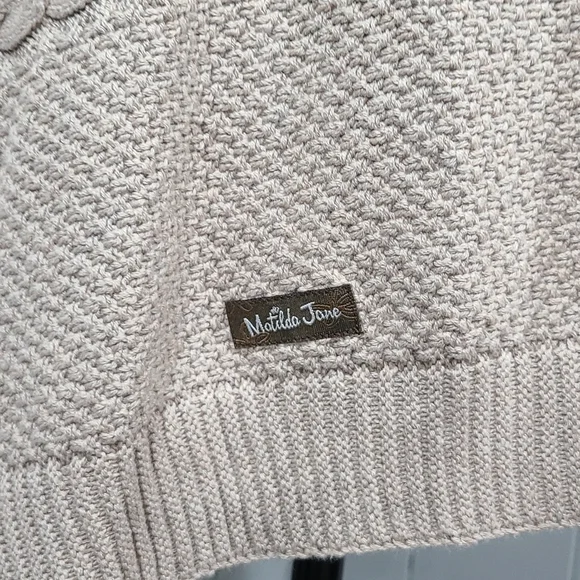 Matilda Jane Cable Knit Tassel Trim Sweater Vest - Medium - Picture 13 of 15